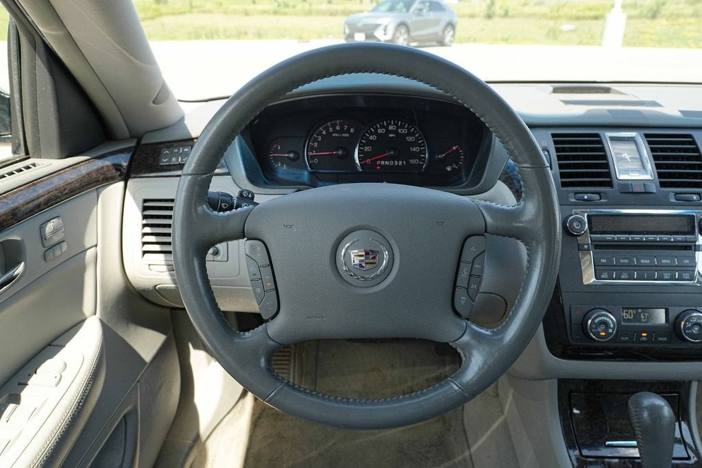 2011 Cadillac DTS Luxury Collection