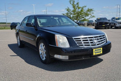 2011 Cadillac DTS Luxury Collection