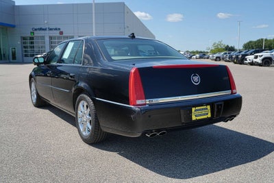 2011 Cadillac DTS Luxury Collection