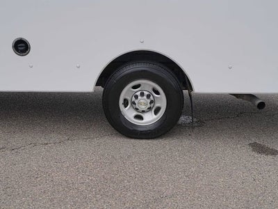 2022 Chevrolet Express Cutaway 3500 3500 Van 139"