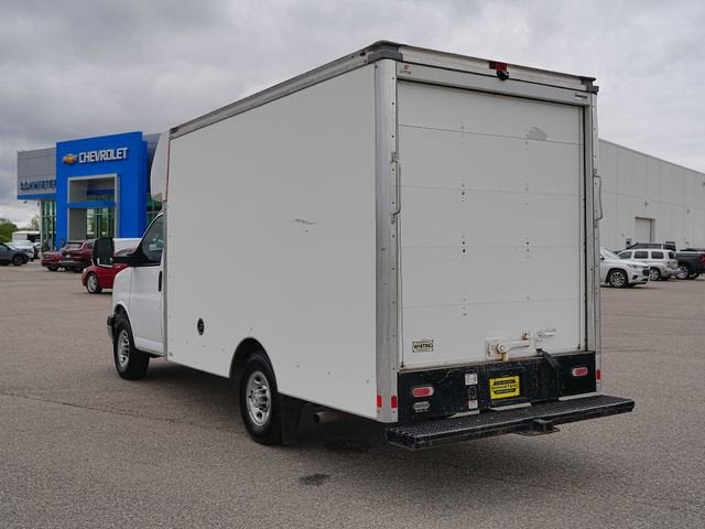 2022 Chevrolet Express Cutaway 3500 3500 Van 139"