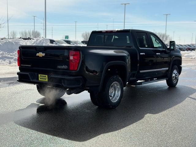 2026 Chevrolet Silverado 3500 HD High Country DRW
