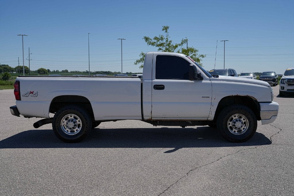 2006 Chevrolet Silverado 2500 HD Work Truck