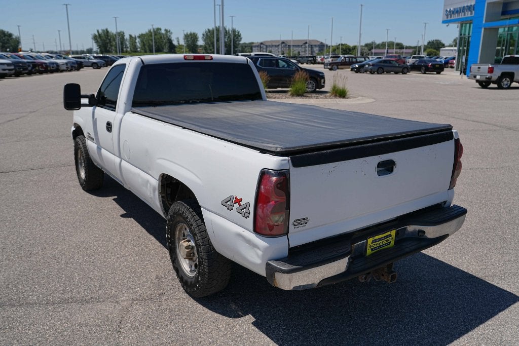 2006 Chevrolet Silverado 2500 HD Work Truck
