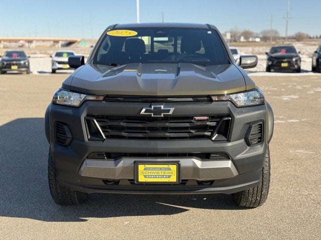 Used 2025 Chevrolet Colorado Trail Boss with VIN 1GCPTEEK9S1117005 for sale in Willmar, Minnesota