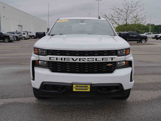Used 2021 Chevrolet Silverado 1500 Custom with VIN 1GCRYBEH2MZ257060 for sale in Willmar, Minnesota