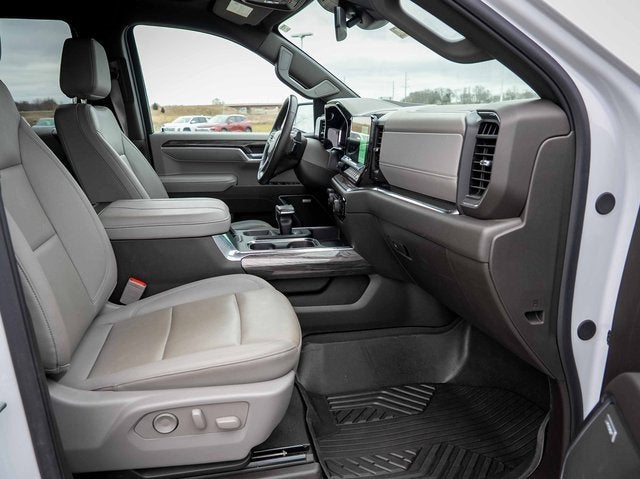 2025 Chevrolet Silverado 1500 LTZ