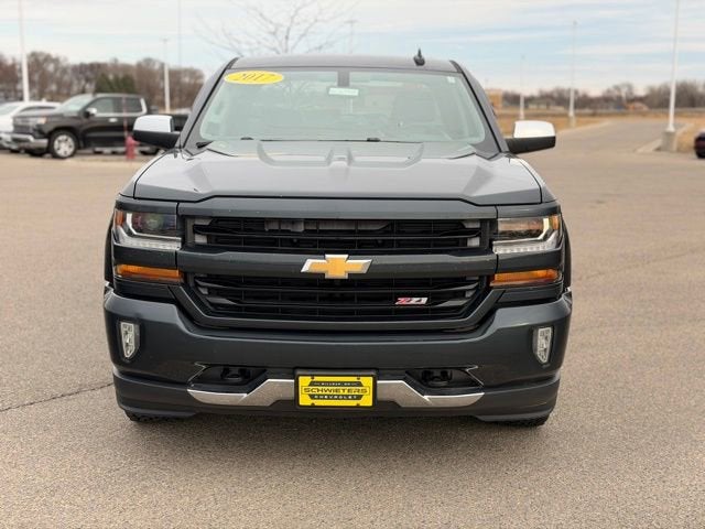 Used 2017 Chevrolet Silverado 1500 LT with VIN 1GCUKREC6HF133289 for sale in Willmar, Minnesota