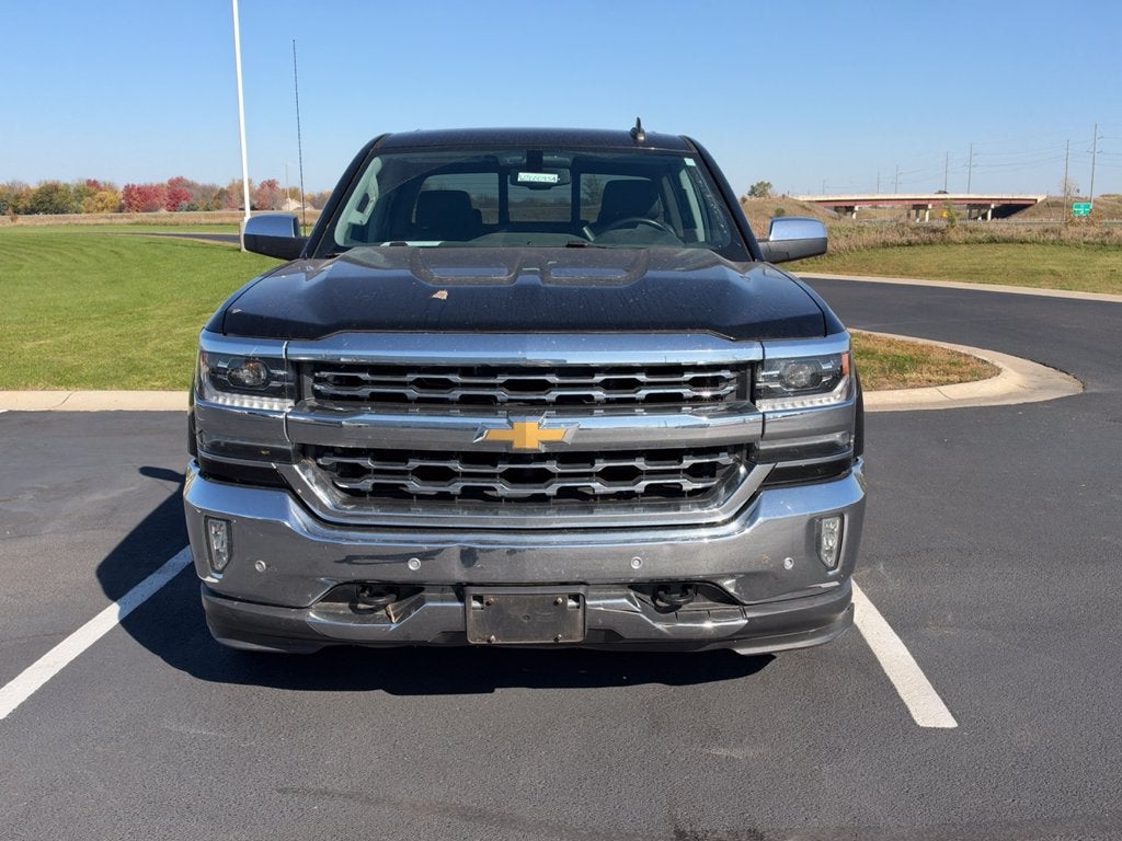 Used 2018 Chevrolet Silverado 1500 LTZ with VIN 1GCUKSEC9JF103992 for sale in Willmar, Minnesota
