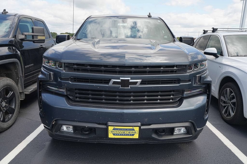 Used 2021 Chevrolet Silverado 1500 RST with VIN 1GCUYEED6MZ137898 for sale in Willmar, Minnesota