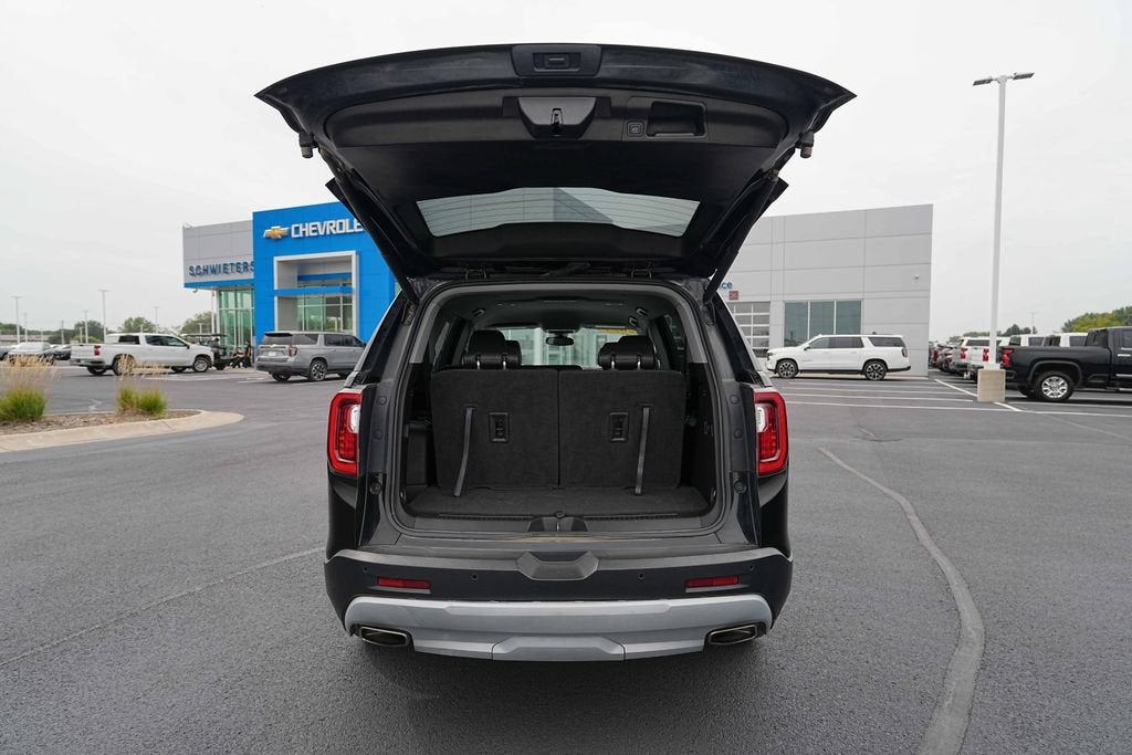 2023 GMC Acadia SLT