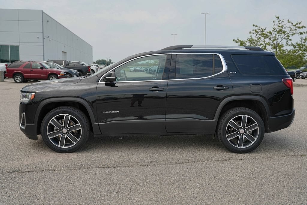 2023 GMC Acadia SLT
