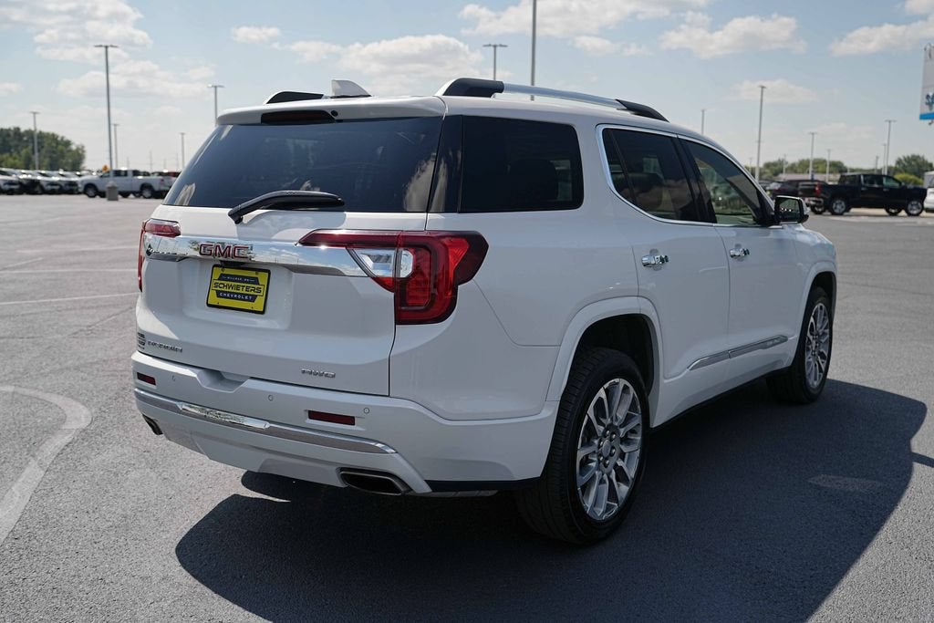 2023 GMC Acadia Denali