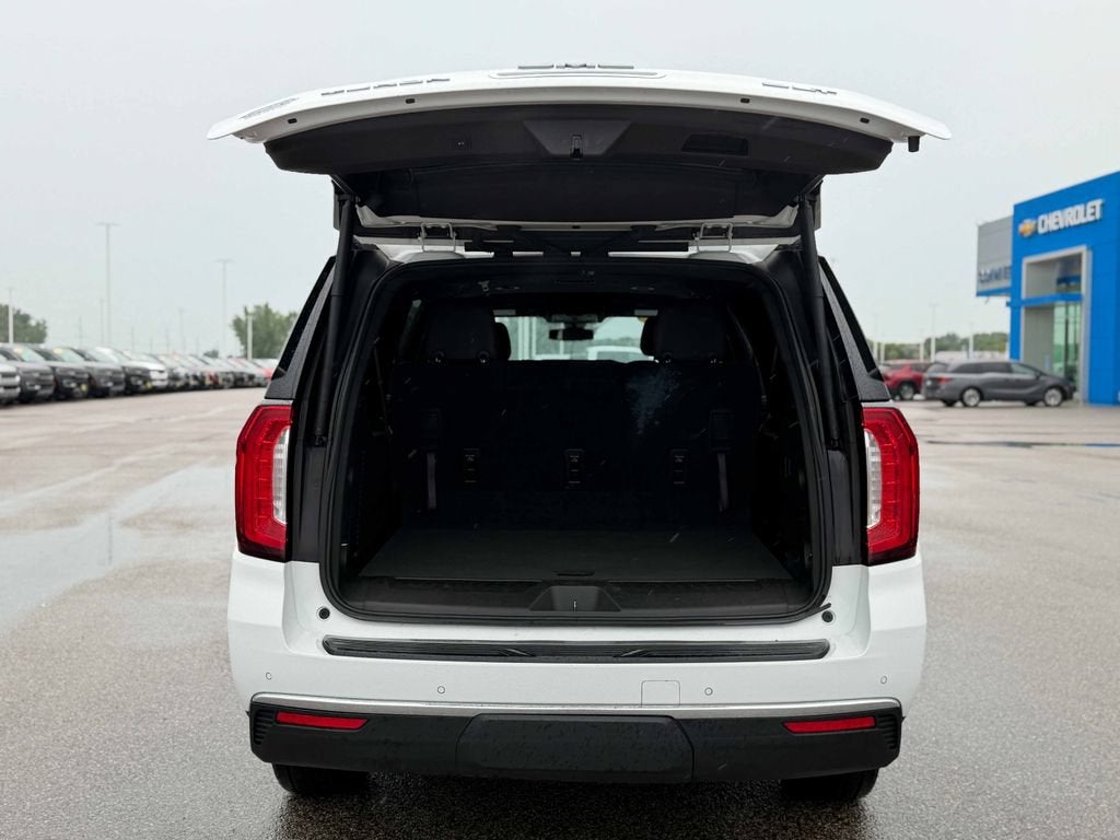 2021 GMC Yukon XL SLT