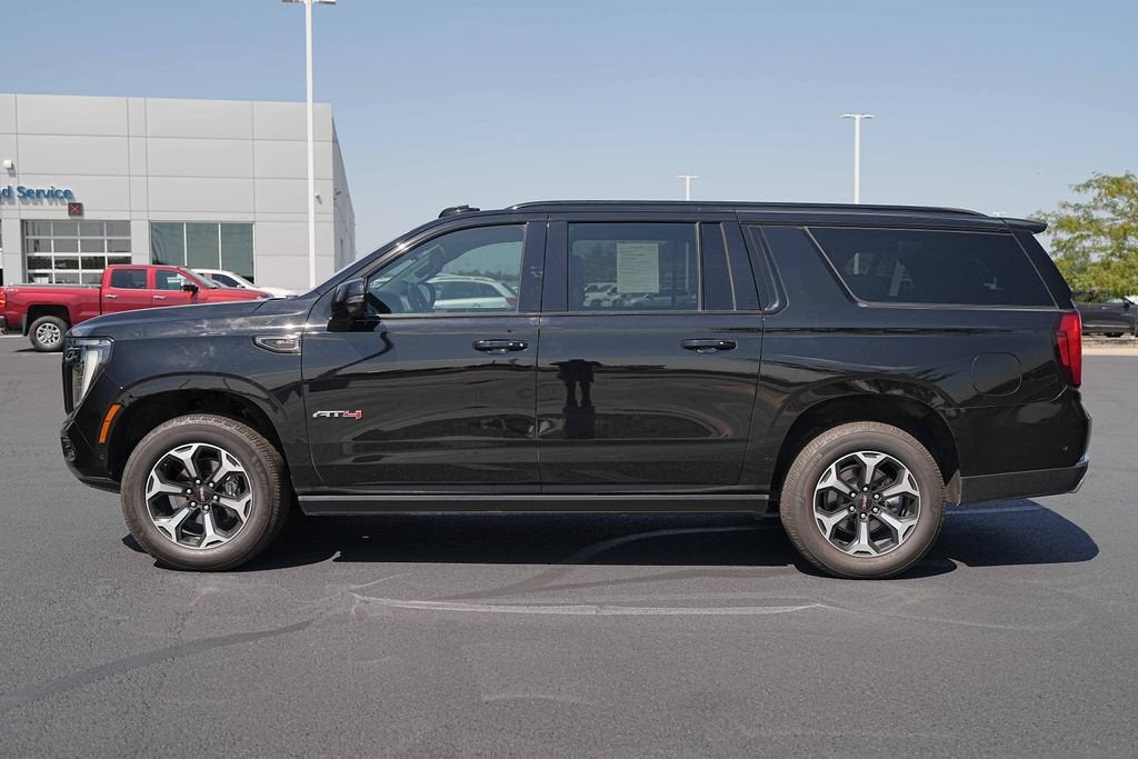 2025 GMC Yukon XL AT4