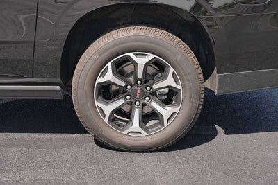 2025 GMC Yukon XL AT4