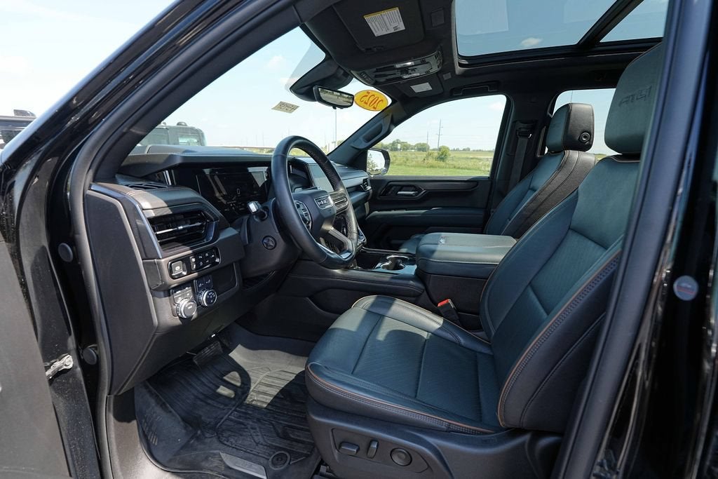 2025 GMC Yukon XL AT4