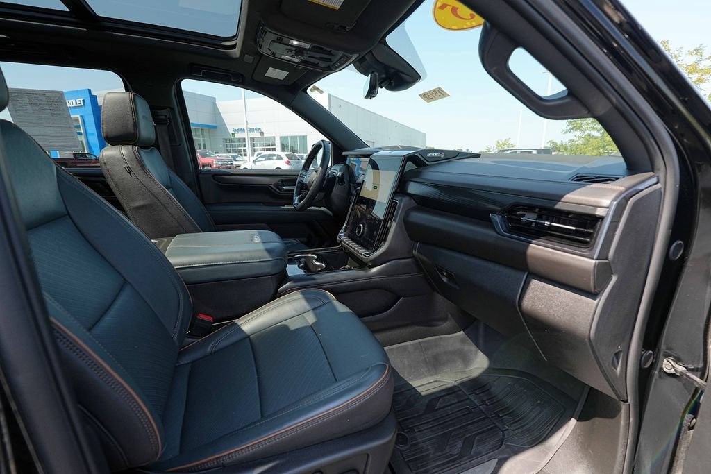 2025 GMC Yukon XL AT4