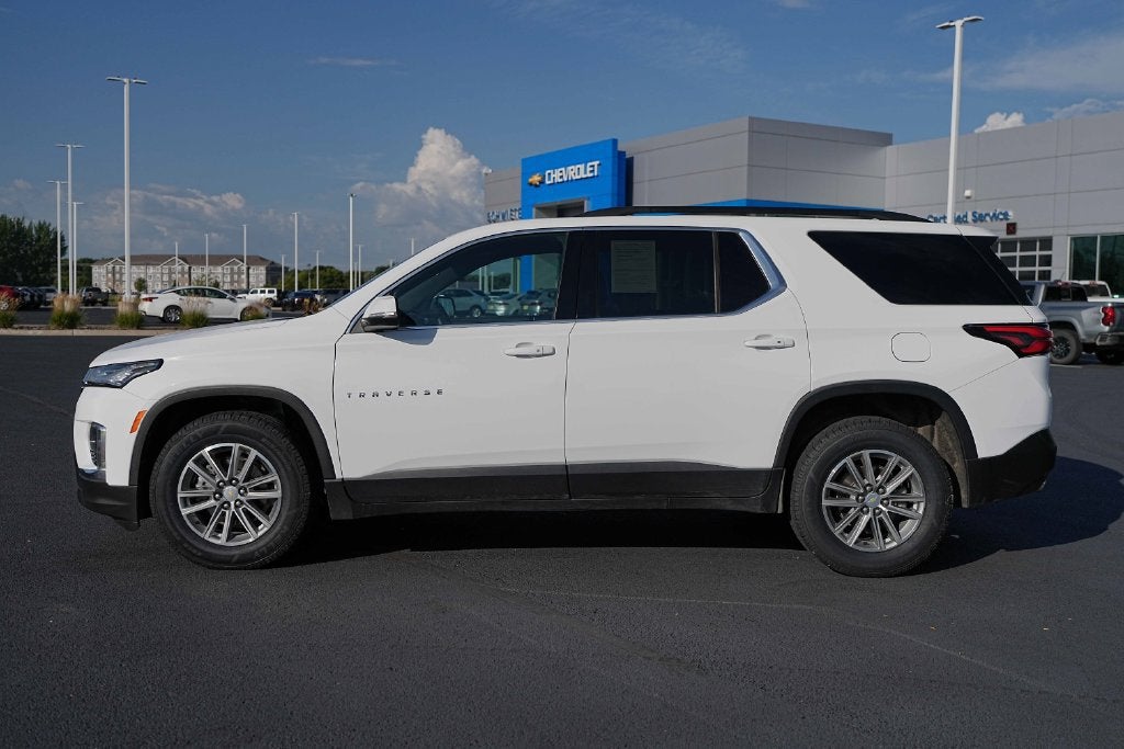 2023 Chevrolet Traverse LT Cloth