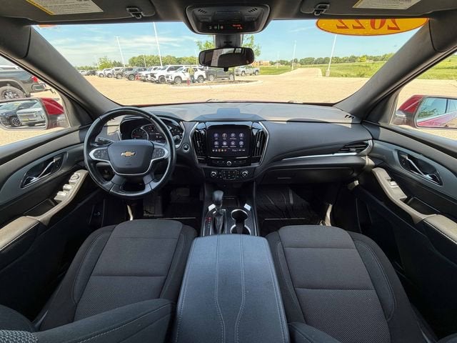 2022 Chevrolet Traverse LT Cloth