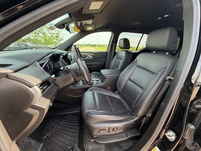 2022 Chevrolet Traverse LT Leather