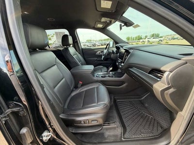 2022 Chevrolet Traverse LT Leather