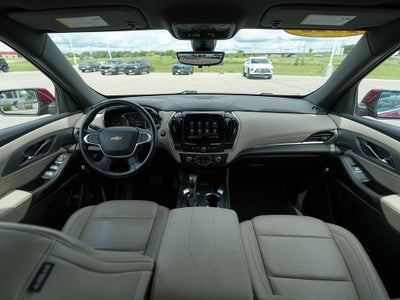 2022 Chevrolet Traverse LT Leather
