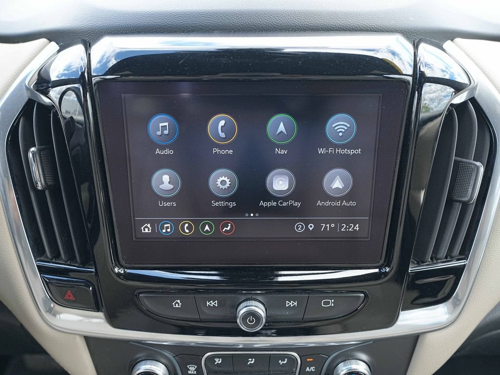 2022 Chevrolet Traverse LT Leather