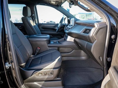 2023 Chevrolet Suburban LS