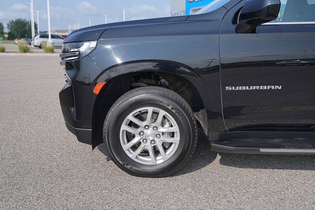 2024 Chevrolet Suburban LT