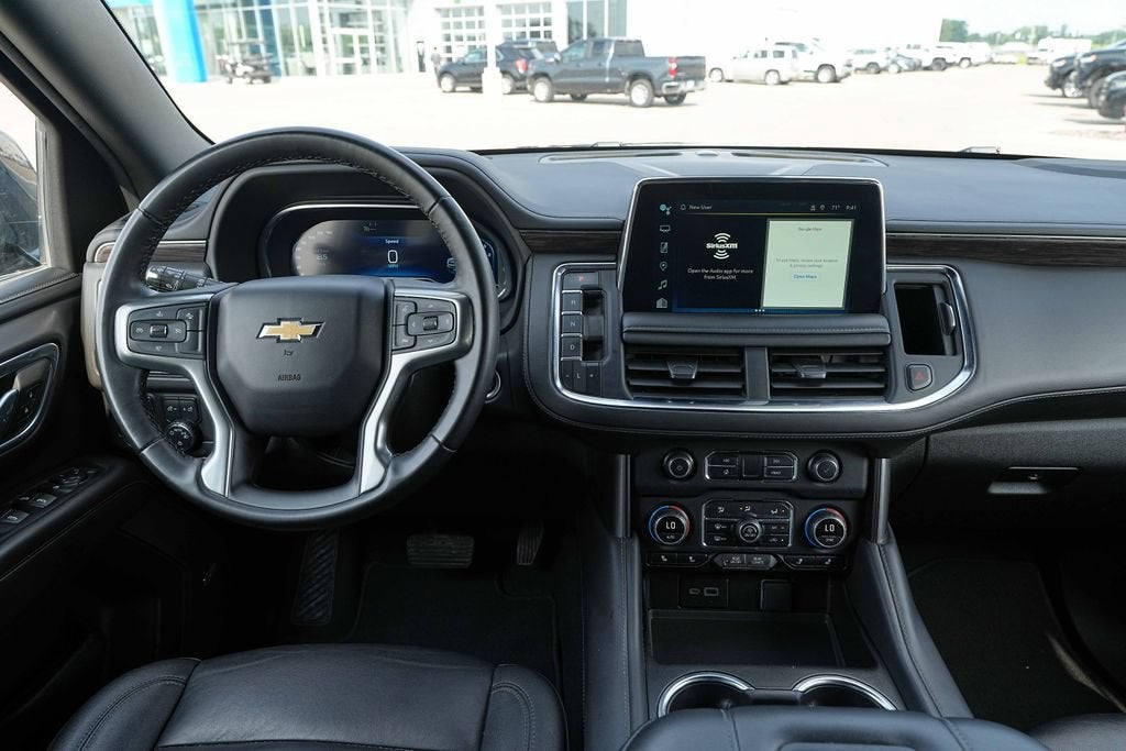 2024 Chevrolet Suburban LT