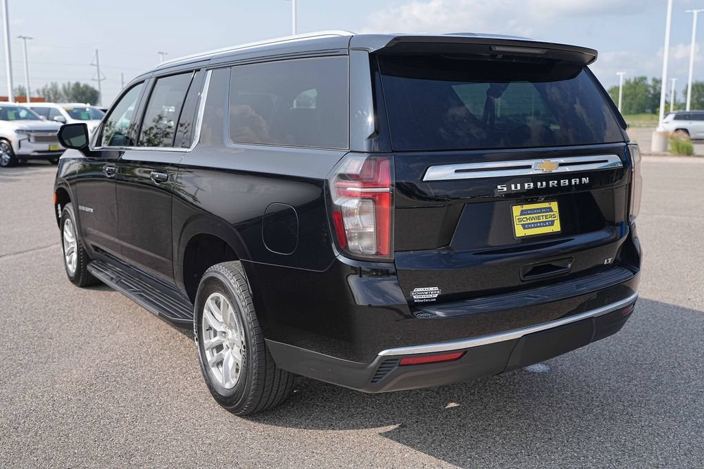 2024 Chevrolet Suburban LT