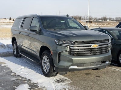 2023 Chevrolet Suburban LT