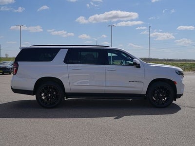 2022 Chevrolet Suburban RST