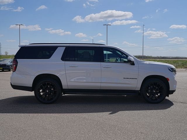 2022 Chevrolet Suburban RST