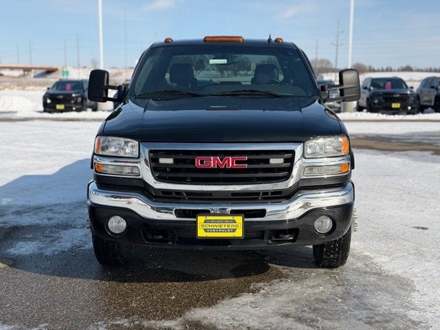 Used 2007 GMC Sierra Classic 3500 SLT with VIN 1GTJK33D67F111822 for sale in Willmar, Minnesota