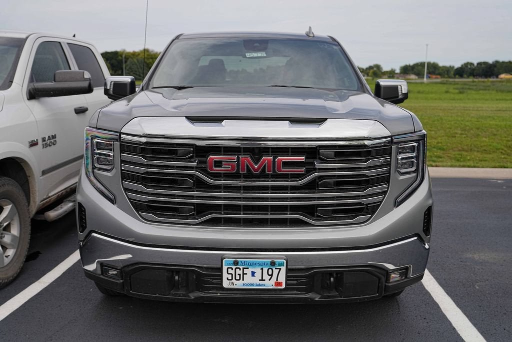 Used 2025 GMC Sierra 1500 SLT with VIN 1GTUUDED0SZ283751 for sale in Willmar, Minnesota