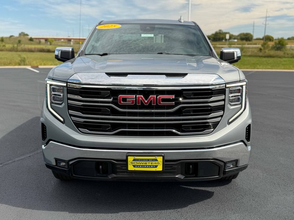 Used 2025 GMC Sierra 1500 SLT with VIN 1GTUUDED7SZ241903 for sale in Willmar, Minnesota