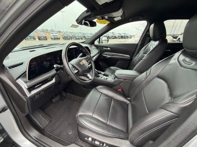 2025 Cadillac XT4 Premium Luxury