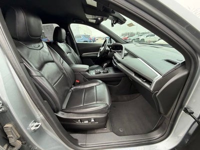 2025 Cadillac XT4 Premium Luxury