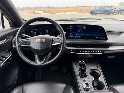 2025 Cadillac XT4 Premium Luxury