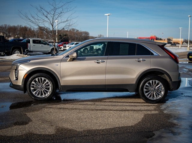 2025 Cadillac XT4 Premium Luxury