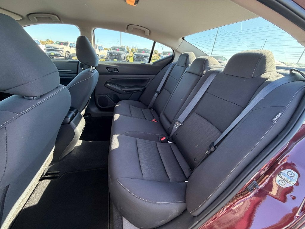 2025 Nissan Altima SV