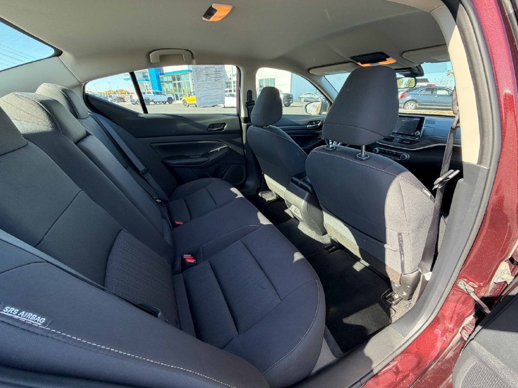 2025 Nissan Altima SV