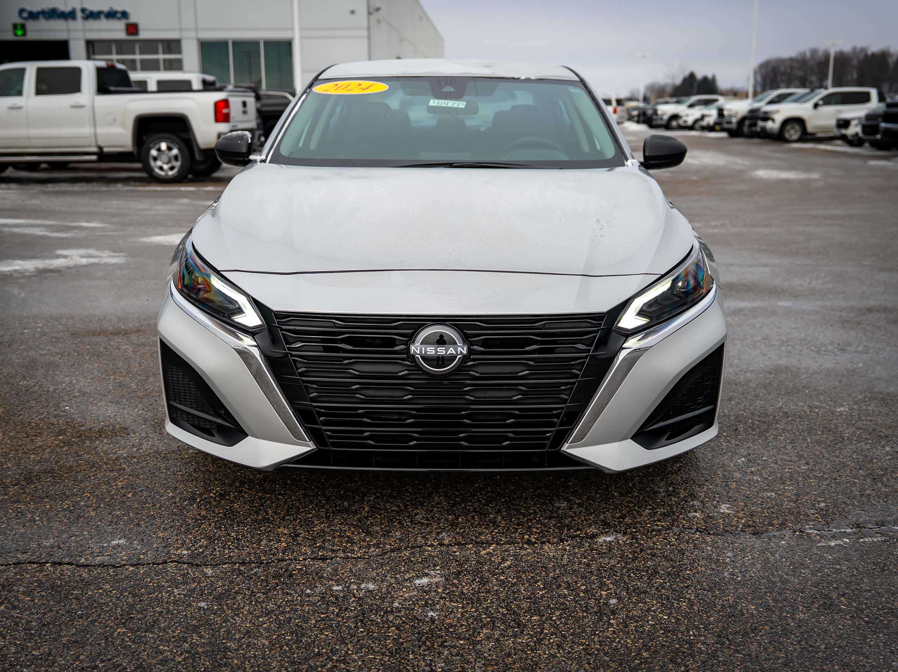 Used 2024 Nissan Altima SV with VIN 1N4BL4DV4RN329254 for sale in Willmar, Minnesota