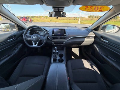 2025 Nissan Altima SV