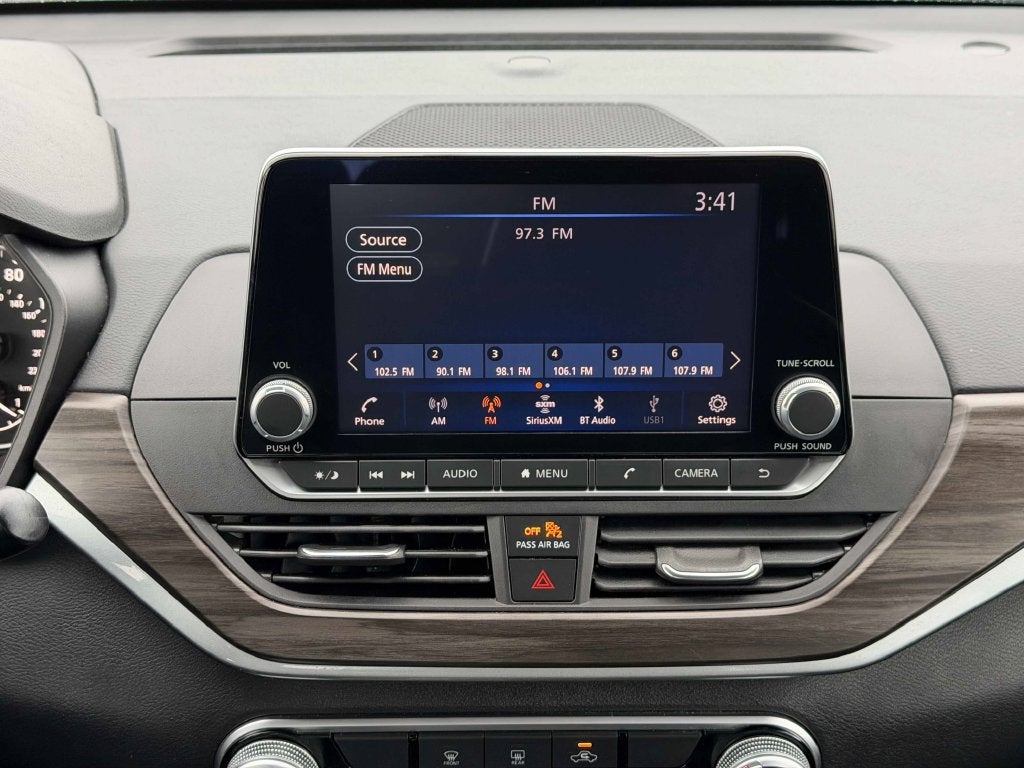 2025 Nissan Altima SV