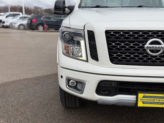 2018 Nissan Titan PRO-4X