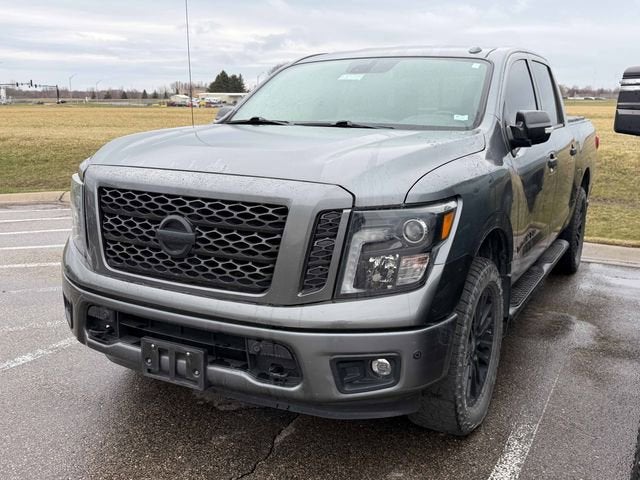 2019 Nissan Titan SL