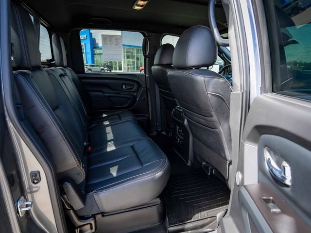 2019 Nissan Titan SL